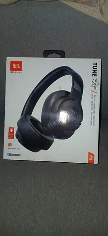 JBL TUNE 720BT