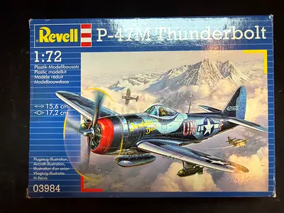 Revell 1:72 P-47M Thunderbolt WWII Aircraft Model Kit