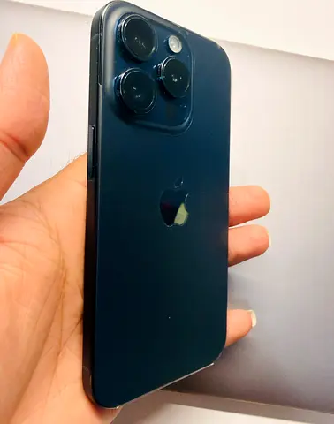 Iphone 15 Pro - lightly used, good condition- 256GB | Physical + esim | bought from Canada