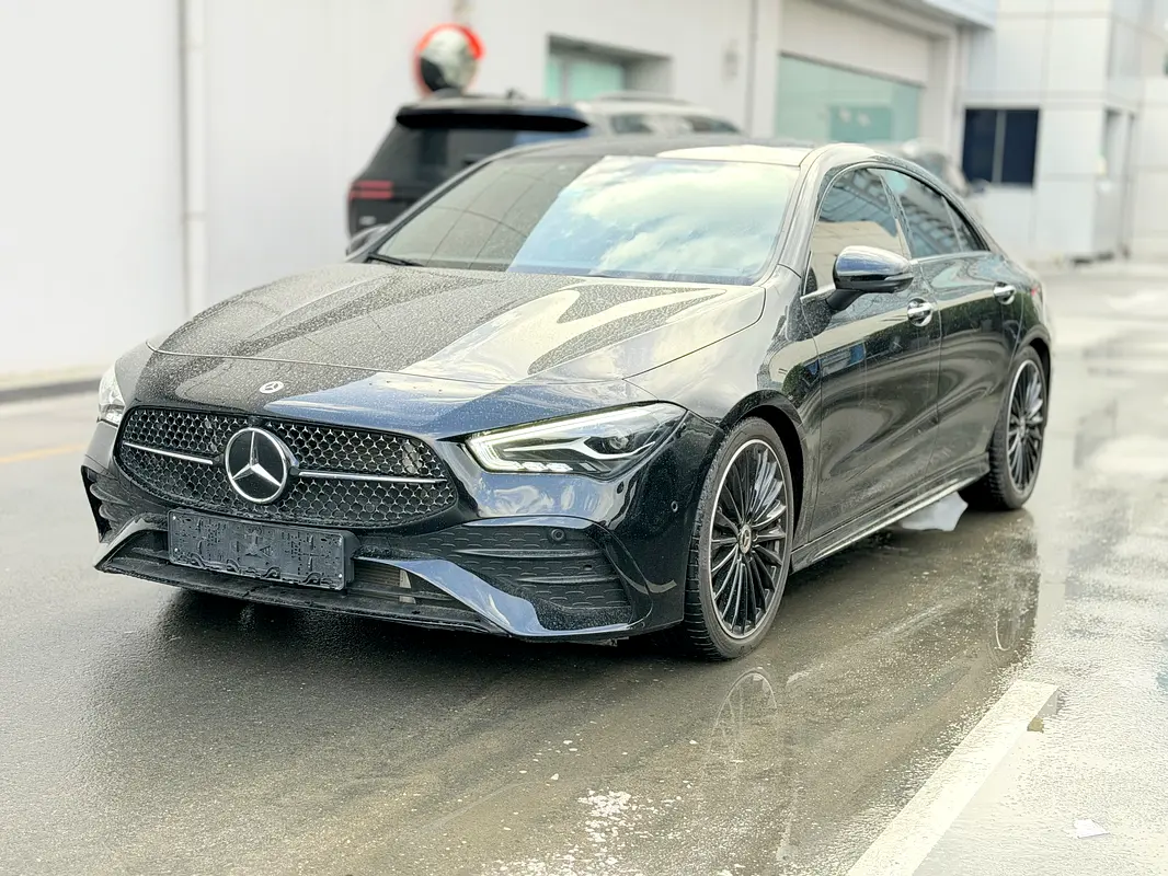 Mercedes-Benz CLA-Class 2024 — photo 1 of 8