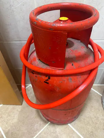Gas Cylinder with pipe  regulator-11 kh