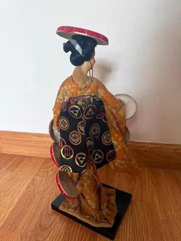 Vintage Japanese kimono doll - decorative geisha figure