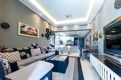 Fully Upgraded | Vacant | Sea View | Large Layout