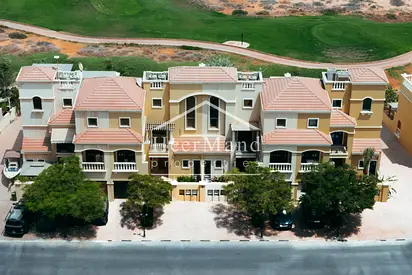 HOT DEAL -GOLF COURSE VIEW -LANDSCAPED CORNER UNIT