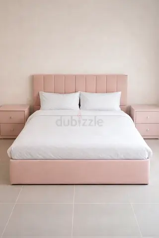 Selling brand new Queen size bed with medical mattress good quality Queen bed