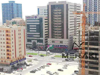 شقه غرفتين وصاله بسعر محروق لقطه جدا في ابراج عجمان وان في قلب عجمان بمساحه جميله مع باركنج خاص للبيع الكاش.