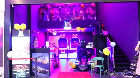 Running Iconic VR Gaming Center (Safari Mall, Sharjah) For Sale