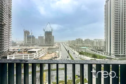 Vacant | Future Creek Tower View | Spacious