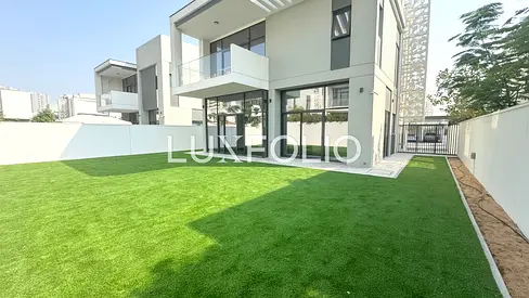 Landscaped | Ready To Move | Single Row
