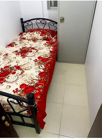 Partition room for Indian bachelor near ADCB Metro in KARAMA