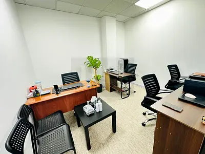 Spacious office | no Commission | near to Metro Station