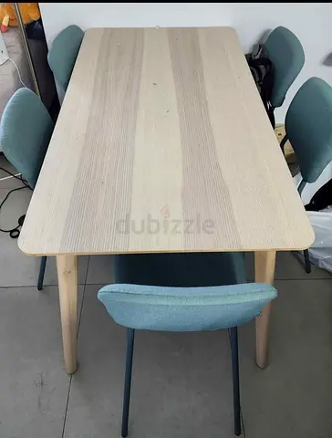 IKEA Dinning Table + 6 chairs perfect condition like new
