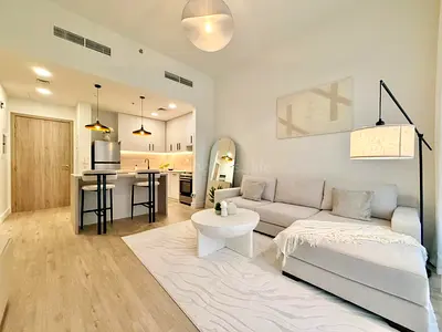 FULLY FURNISHED | UPGRADED | POOL VIEW | VACANT