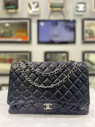 Chanel Classic Black Quilted Leather Maxi Single Flap Bag (Authentic/PreOwned)