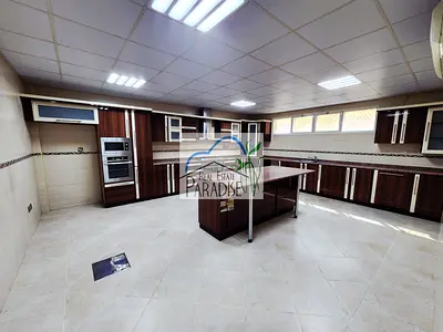 away from fly zone semi independent modern finish 3 bedrooms all master large living-dinning/large modern equipped kitchen/parking for rent in mirdif