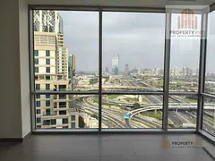 PRIME LOCATION| NEAR METRO|VACANT