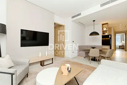 Burj Khalifah View | Corner and Serviced Apt