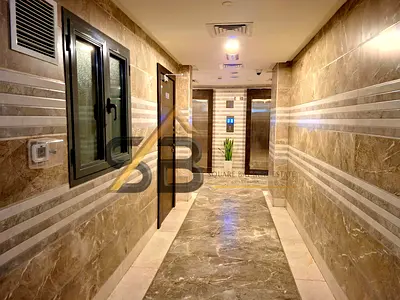 Huge Layout!! 1 Bedroom Apartment!! Walkable to Metro Station