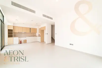 Large 4 Bed plus Maid | Landscaped | End Unit