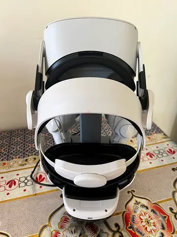 Meta Quest 2 Bundle + Elite Strap Battery Ready to Play | Great Condition