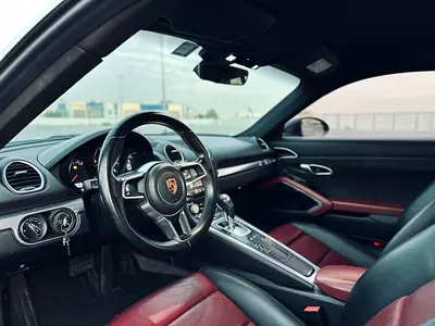 صورة مصغرة 6 لـ 2018 Porsche 718