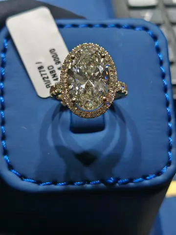 6.9ct Stunning Lab Grown Oval Cut Diamond Ring