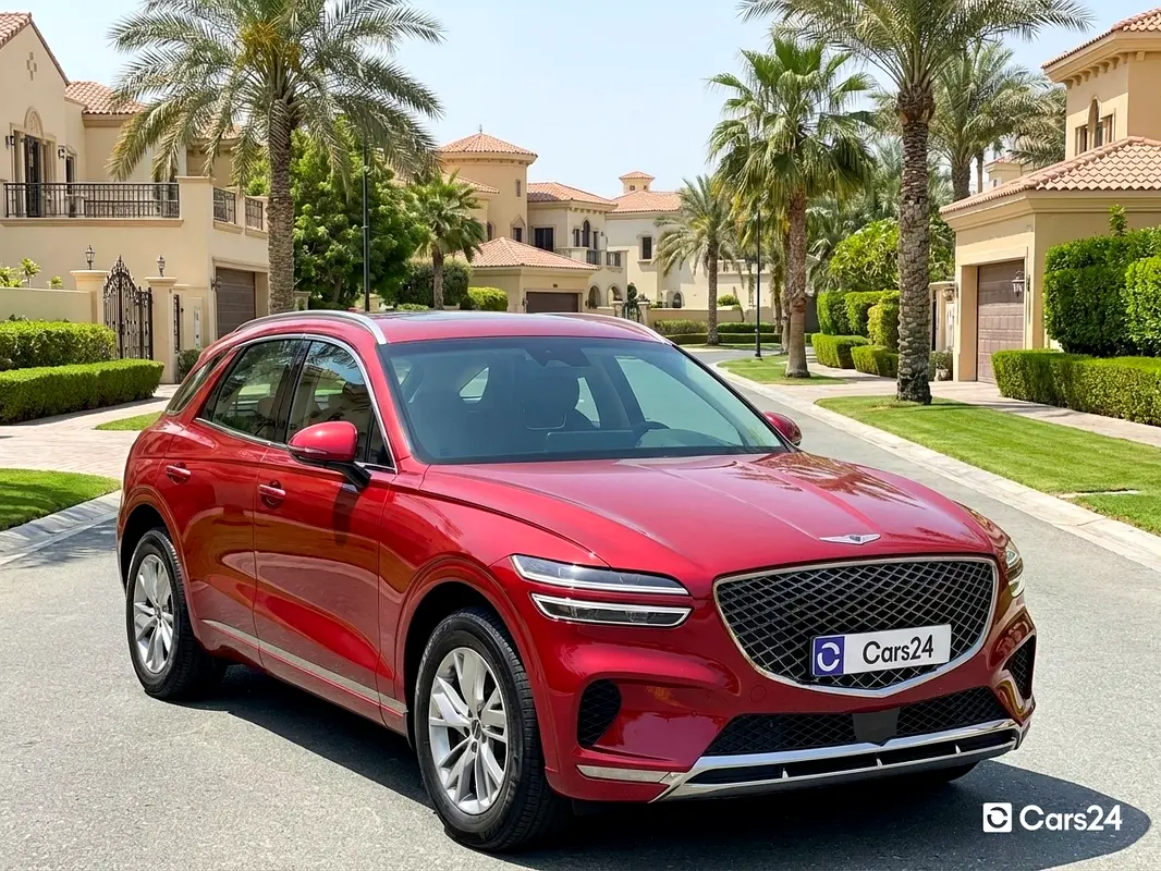 Genesis GV70 2022 — photo 1 of 12
