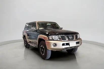 2022 Nissan Patrol Safari Super Safari 4.8L | GCC Specifications