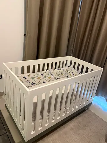 Juniors white Crib with Mattress and Bumper