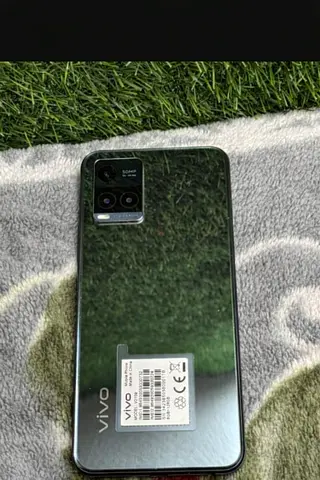 Vivo y33s 12/128 in Excellent condition