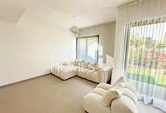 Single Row | Family-Friendly Community | BigLayout