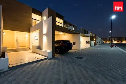 Brand NewPrivate GardenOn The Pool