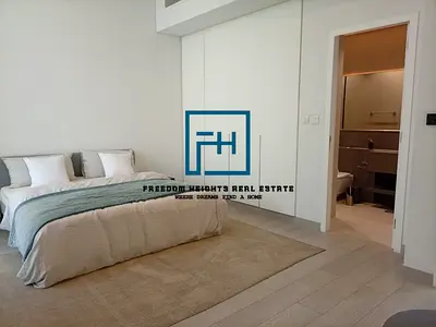 4 bedrooms corner townhouse for sale.