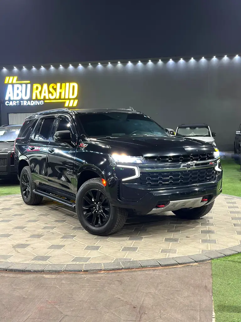 Chevrolet Tahoe 2022 — photo 1 of 20