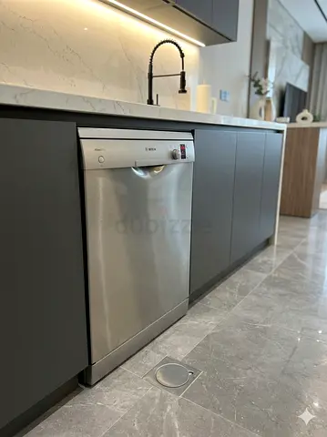 Bosch 2 rack Dishwasher,12 Place Settings, German Engineering, EcoSilence Drive MODEL SMS50D08GC