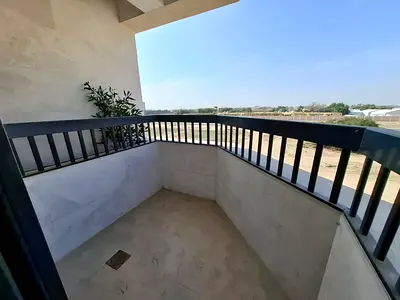BRAND NEW 2BHK WITH BACLONY 1MONTH FREE 58K 12 CHQUAE PAYMENT