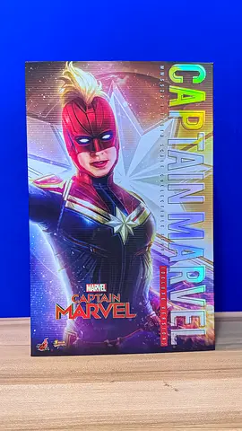 Captain Marvel (Deluxe Version) | Hot Toys 1/6 Scale