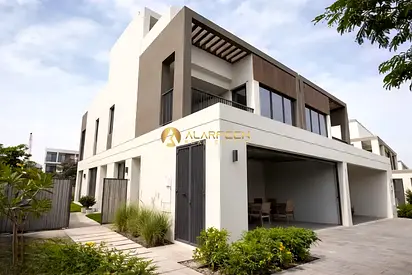 4 BR VILLA UPGRADED CORNER | NEAR POOL | CLOSE KITCHEN
