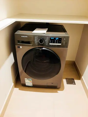 Samsung washing machine 8kg washer 6 dryer same like new condition