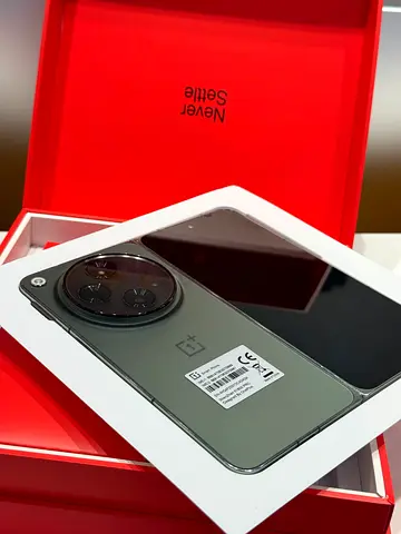 OnePlus Open 16gb/512gb 12 months warranty