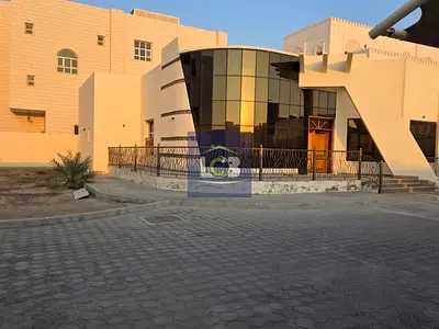 Spacious 4 Master Bedrooms Villa with Majlis & Garden for Rent in Mohamed Bin Zayed City – AED 190,000