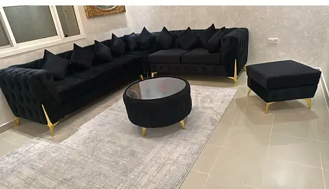 Cozy Living Sofa – كنبة معيشة مريحة