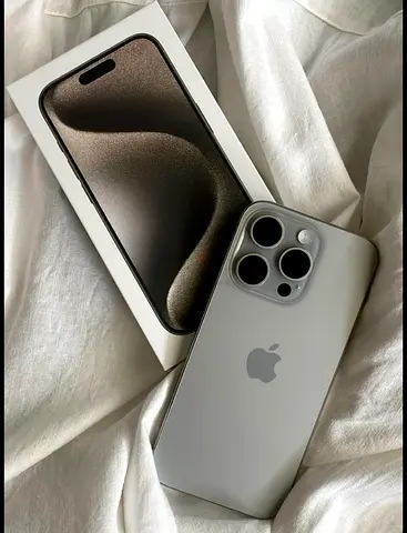 Iphone 15 pro natural Titanium