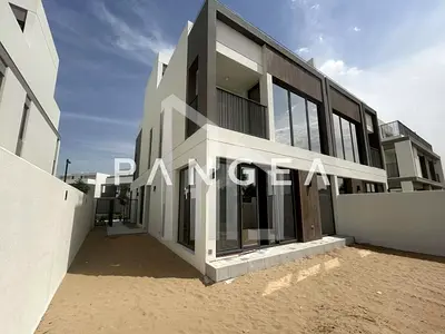 Close to Pool and Park | Ready to move in