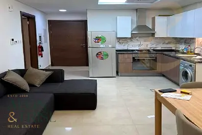 Spacious 1 Bedroom | High ROI | Ittehad Rail