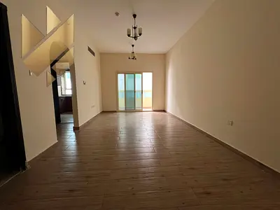 A distinctive one-bedroom apartment with a balcony, ideal for families. Very attractive price.