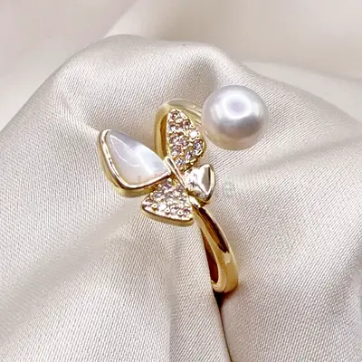 Elegant Butterfly Pearl Ring