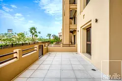 Extended Corner Terrace | Maids room | Jumeirah