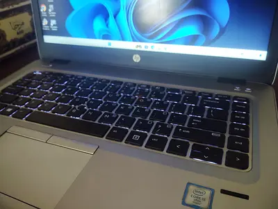 لابتوب HP EliteBook 840 G3 نظيف - رامات 12GB - هاردسكين - ويندوز 11 برو  مع اوفيس (باكج كامل!)