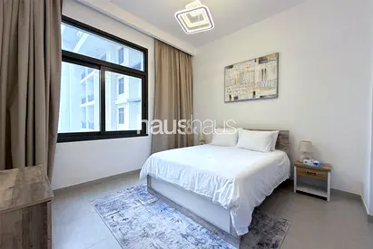 Fully Furnished | Flexible Cheques | On the Park